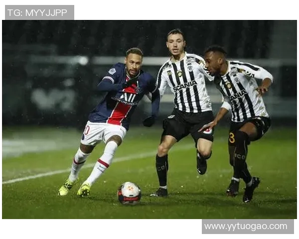 内马尔再次伤愈复出，巴黎圣日耳曼战胜摩纳哥夺得法甲联赛冠军